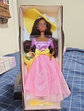 Spring Blossom Barbie Doll African American 1995 Mattel 15202